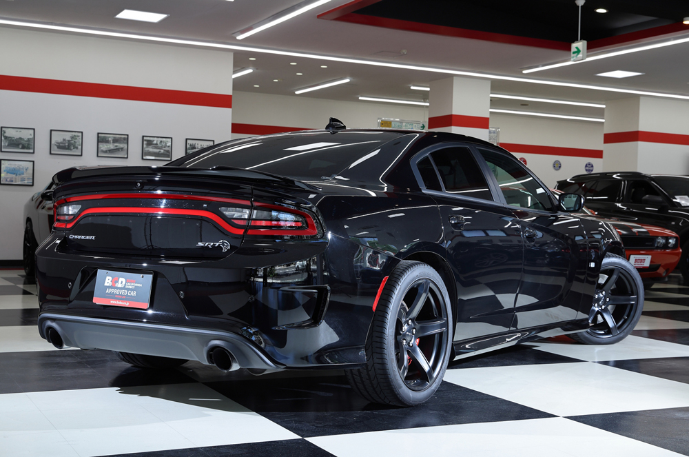 BUBU×アメ車ワールド” 2019年モデル ダッジ チャージャー SRT