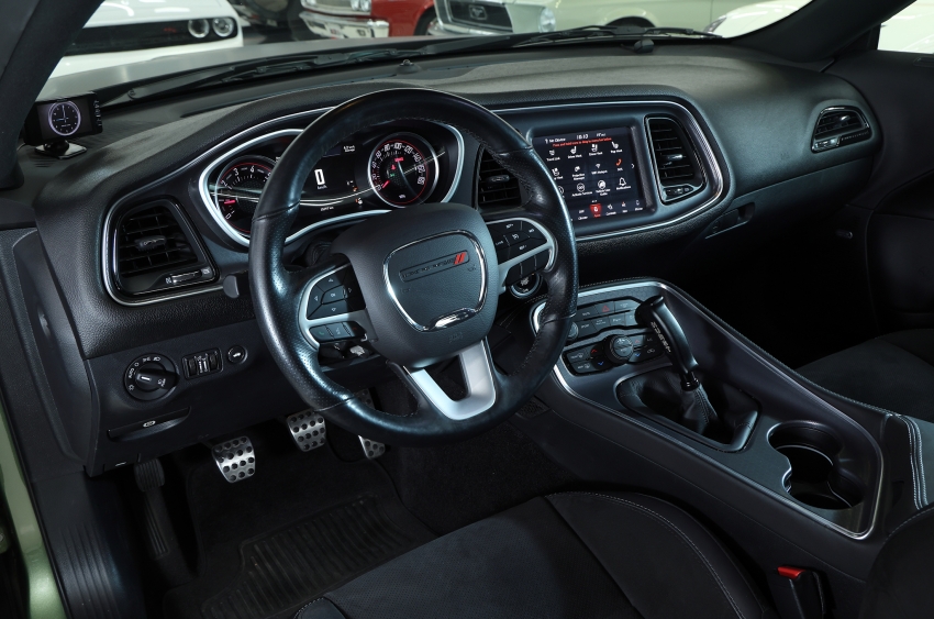 BUBU×アメ車ワールド” 2018年モデル ダッジ チャレンジャー R/T