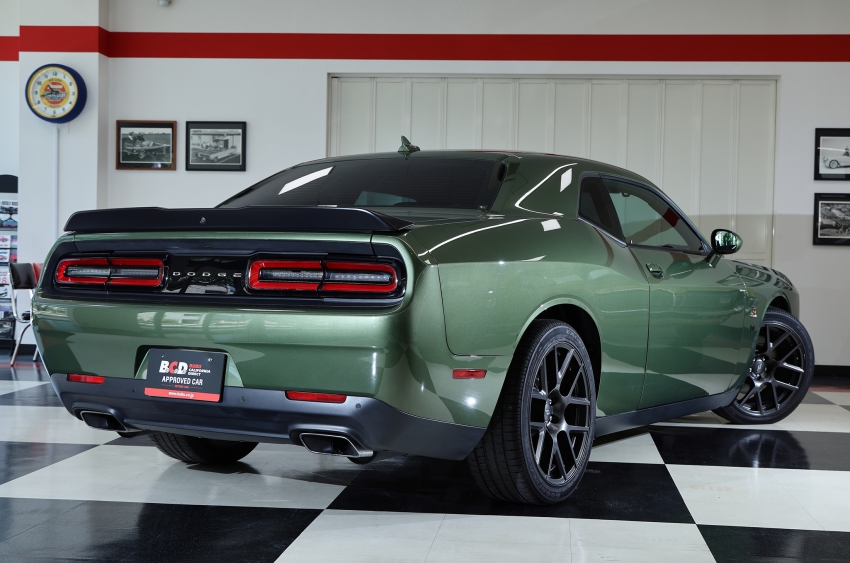 CHALLENGER チャレンジャー スウィングトップ ジャケット グリーン M BUBU×アメ車ワールド” 2018年モデル ダッジ チャレンジャー R/T