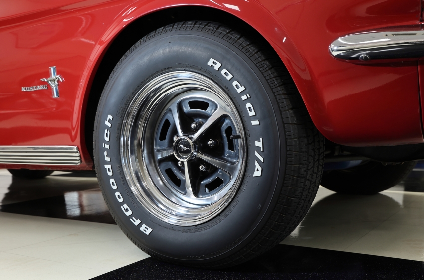 ヤマタイ マスタングボディー BUBU×アメ車ワールド” 1966年モデル フォード マスタング | アメ